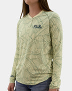 Additional view of Women's Lana UPF 50+ Henley Fishing Shirt – Forest